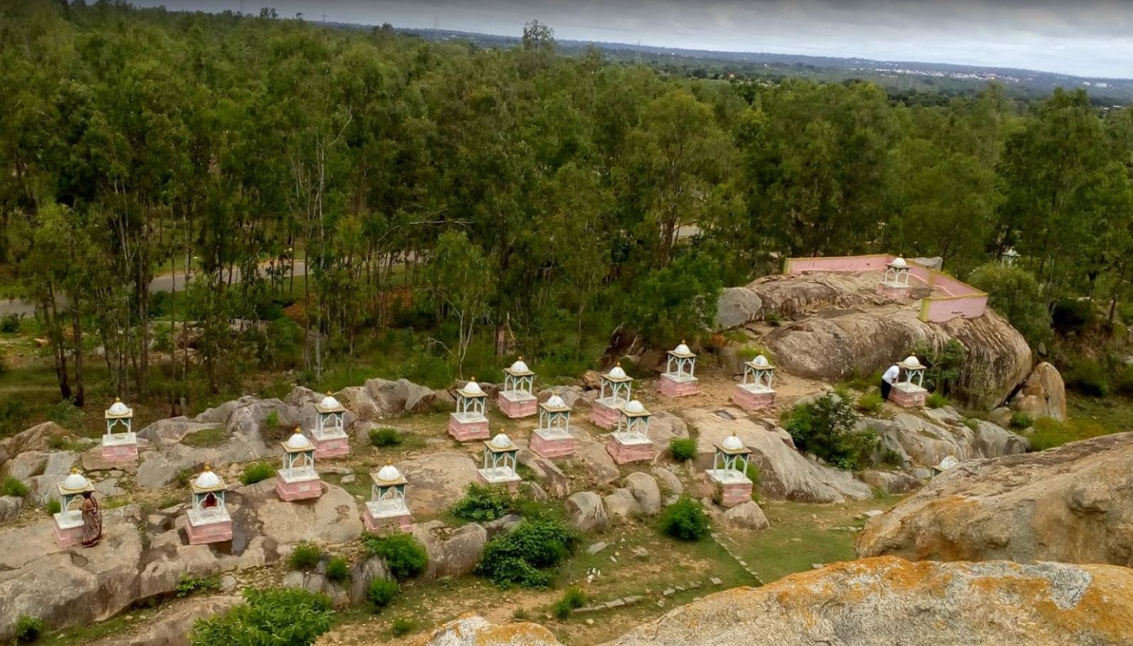 Shri Kshetra Gommatagiri Digambar Jain Temple, Bettadur Village, District-Mysore (Karnataka) image 9