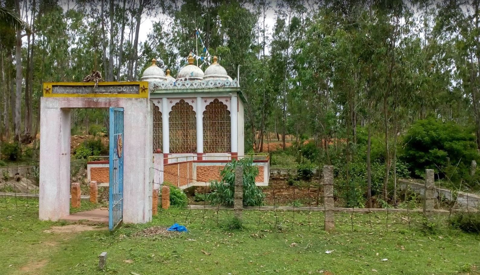 Shri Kshetra Gommatagiri Digambar Jain Temple, Bettadur Village, District-Mysore (Karnataka) image 10