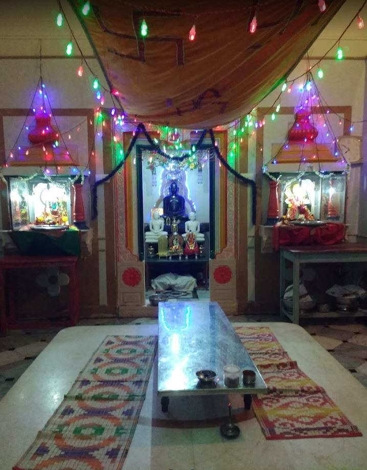 Shri 1008 Chandraprabh Digamber Jain Mandir, Sheri Galli, Raviwar Peth, Belagavi (Karnataka) image 4
