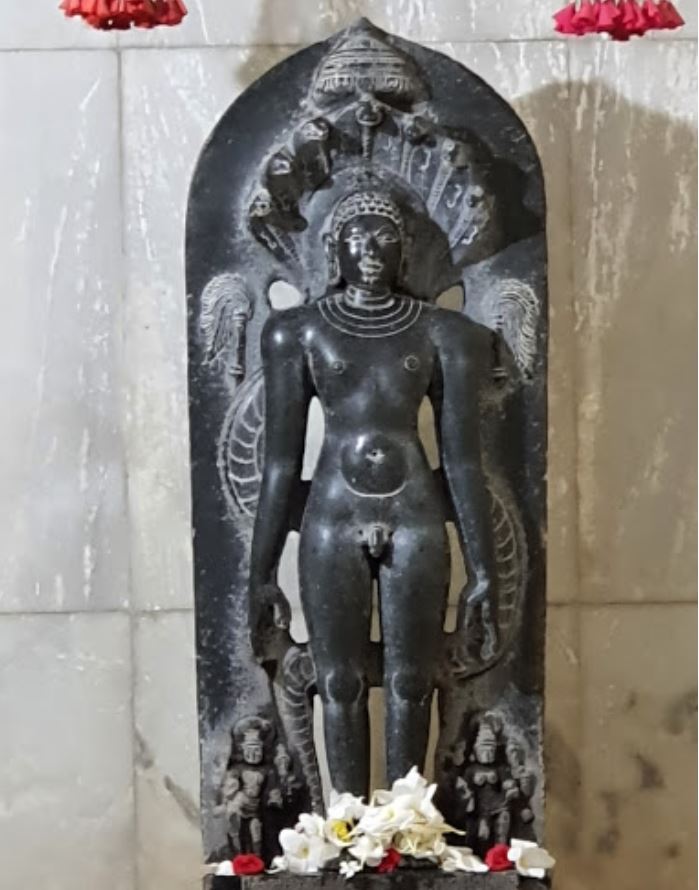 Shri Pachhe Parshvnath Swamy Digamber Jain Mandir, Penukonda, District - Sri Sathya Sai (Andhra Pradesh) image 6