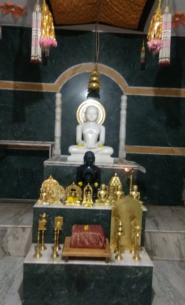 Shri 1008 Chandraprabhu Digamber Jain Mandir, Sadalga, District - Belagavi (Karnataka) image 3