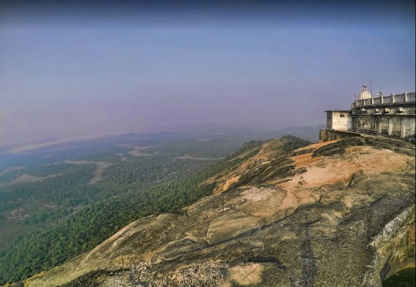 Shri Parshvnath Jain Basadi (Mandir), Kundadri, District - Shivamogga (Karnataka) image 7