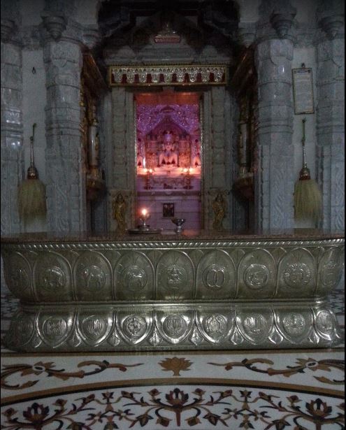Shri Shwetamber Jain Mandir, Shivalinganagar, Haveri (Karnataka) image 2