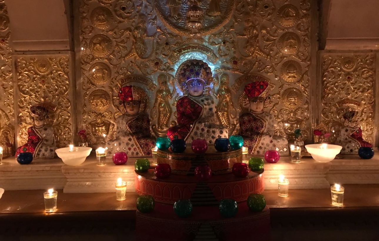 Shri  Purushadaniya Parshvnath Jain Shwetamber Mandir, Car Street, Ballari (Karnataka) image 5
