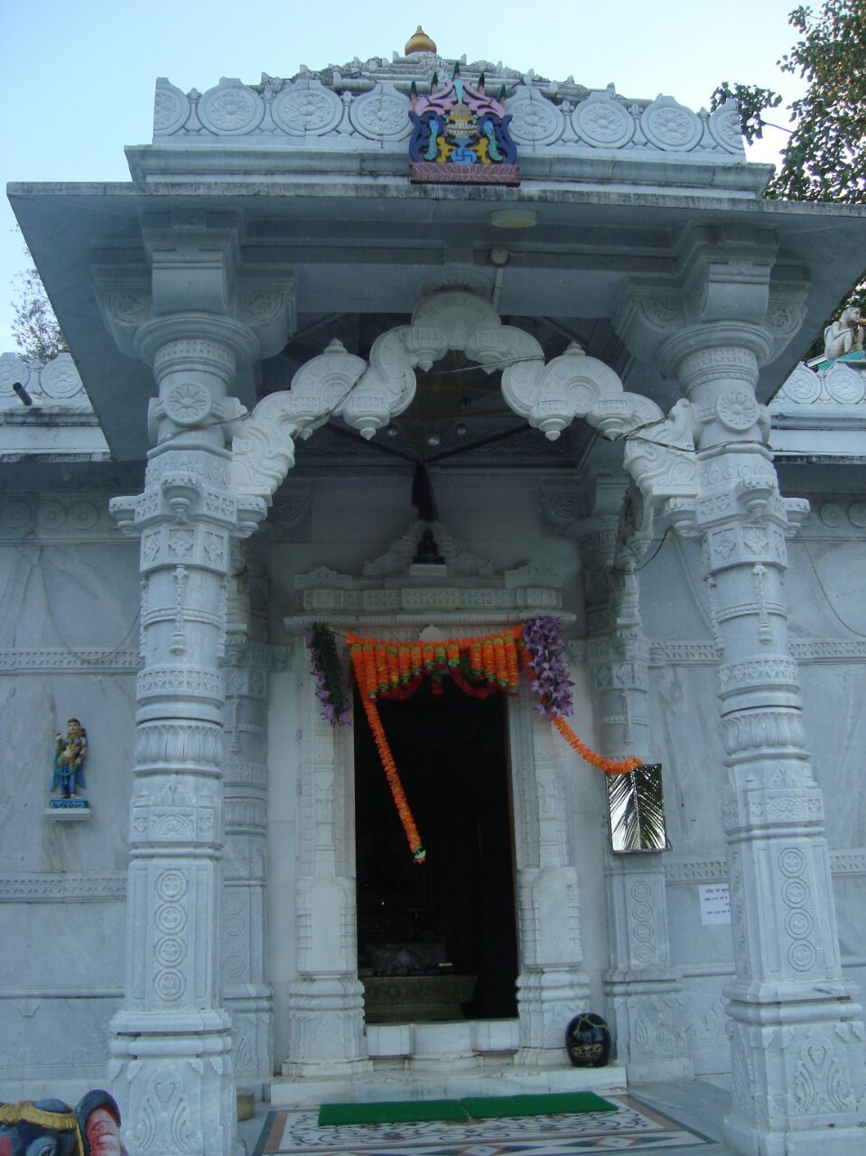 Shree Munisuvrat Swamy Jain Mandir, Shadipur, Port Blair (Andaman and Nicobar Islands) image 8