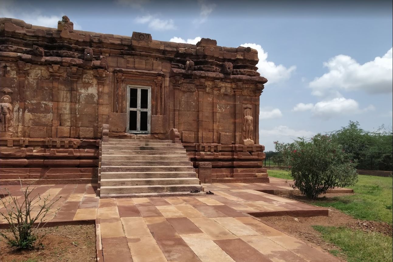 Ancient Jain Basadi (Temple), Hallur, District - Bagalkot (Karnataka) image 3