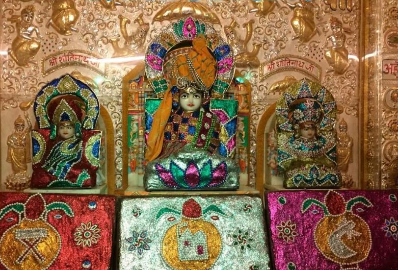 Shri Sumatinath Jain Shwetamber Mandir, Androon Quilla, Raichur (Karnataka) image 2