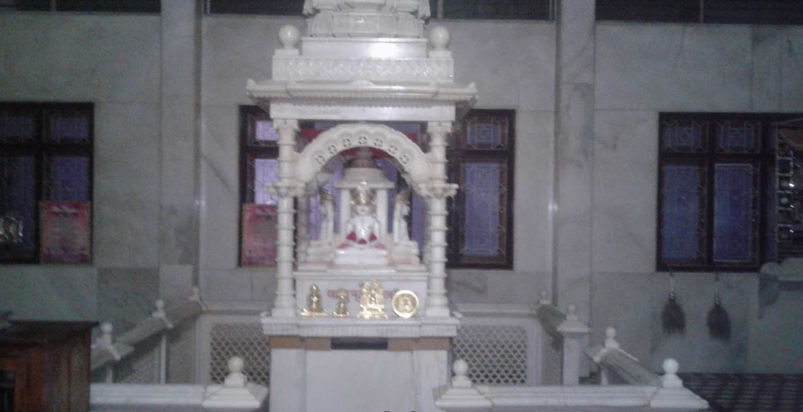 Shri Vasupujya Swami Shwetamber Jain Mandir, Mahaveer Colony, Tanga Koot, Gadag (Karnataka) image 1