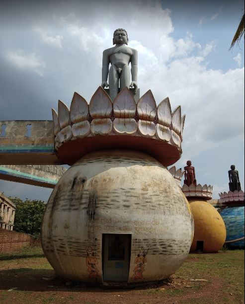 Shri Jain Navagraha Teerth and Digamber Jain Mandir, Varur, District - Dharwad (Karnataka) image 3
