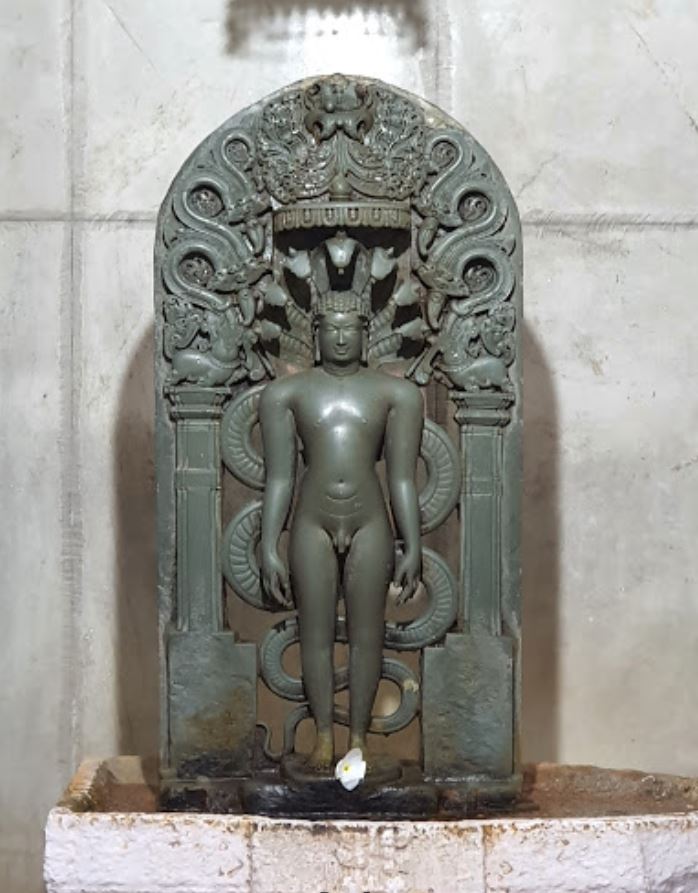 Shri Pachhe Parshvnath Swamy Digamber Jain Mandir, Penukonda, District - Sri Sathya Sai (Andhra Pradesh) image 10