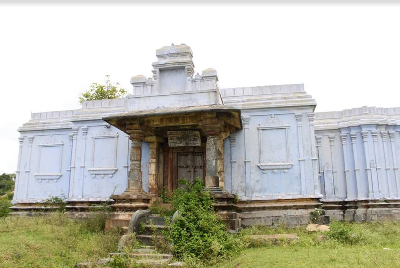 Ancient Digamber Jain Basadi (Temple), Mulgund, District - Gadag (Karnataka) image 3