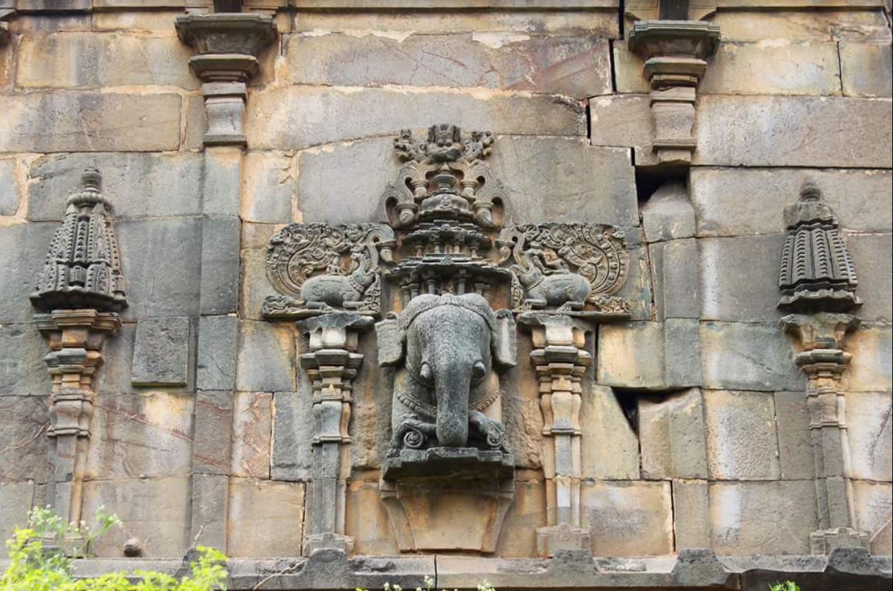 Ancient Digamber Jain Basadi (Temple), Mulgund, District - Gadag (Karnataka) image 7