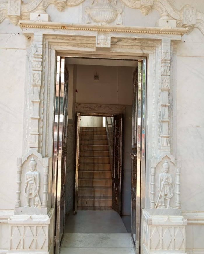 Shri Nakoda Parshvnath Jain Shwetamber Mandir, Hemanth Nagar, Keshwapur, Hubli, District - Dharwad (Karnataka) image 3