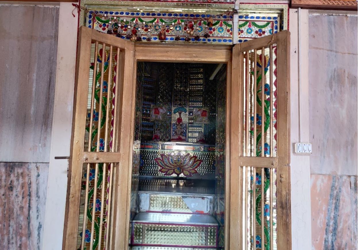 Shri Vasupujya Jain Shwetamber Mandir, Examba, District - Belagavi (Karnataka) image 2