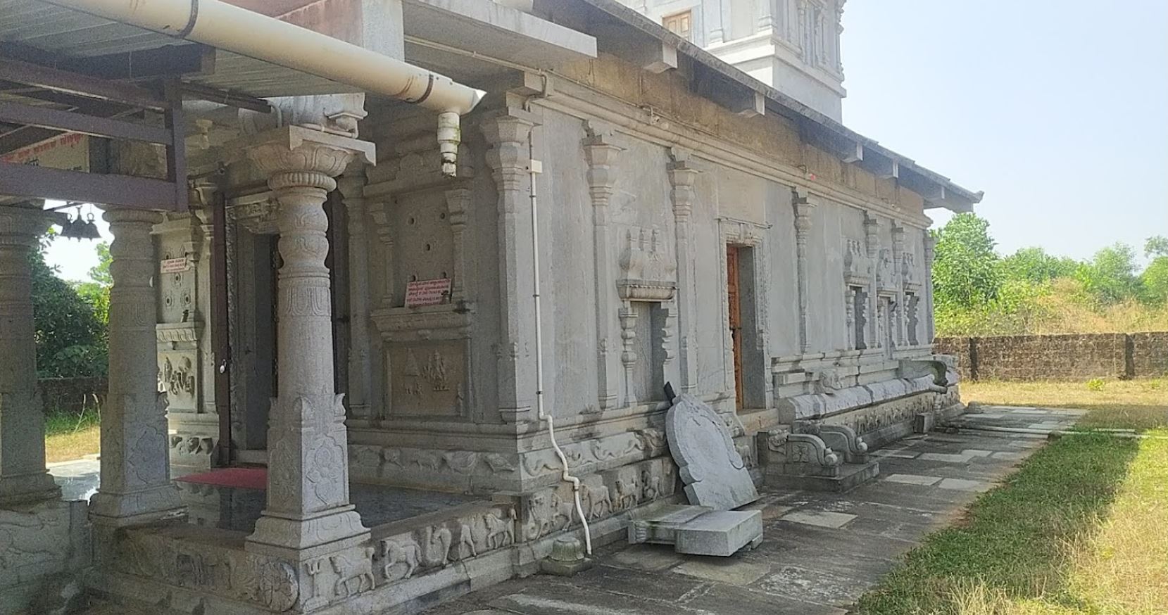 Shri Chandranath Swamy Digamber Jain Mandir, Sri Keshtrapal Brahma Devara Sannidhi, Hattiangadi, District - Udupi (Karnataka) image 7