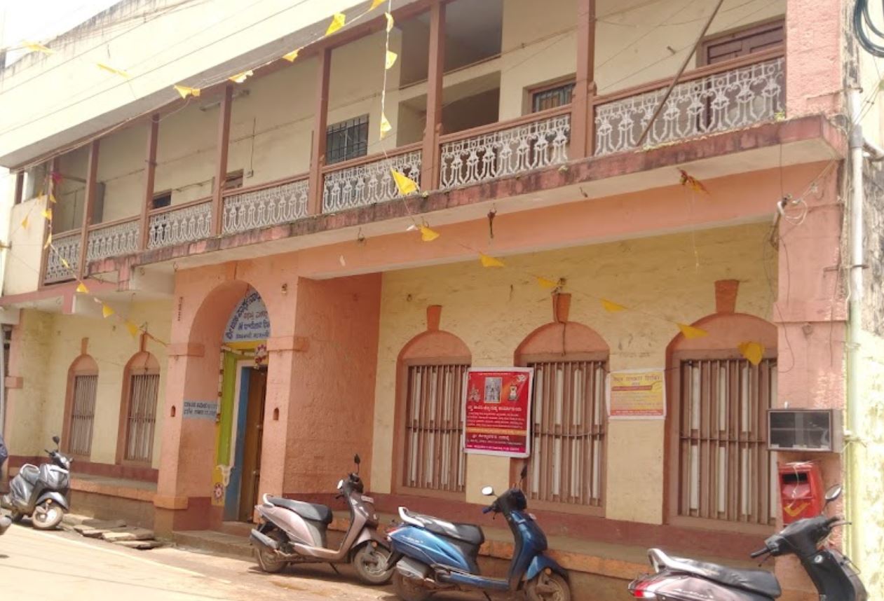 Shri Parshvnath Digamber Jain Mandir, Math Galli, Raviwar Peth, Belagavi (Karnataka) image 1
