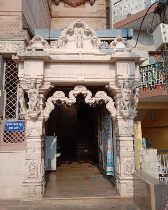 Shri Chandraprabhu Swami Jain Shwetamber Mandir and Upashray, Okalipuram, Srirampura, Bengaluru (Karnataka) image 2