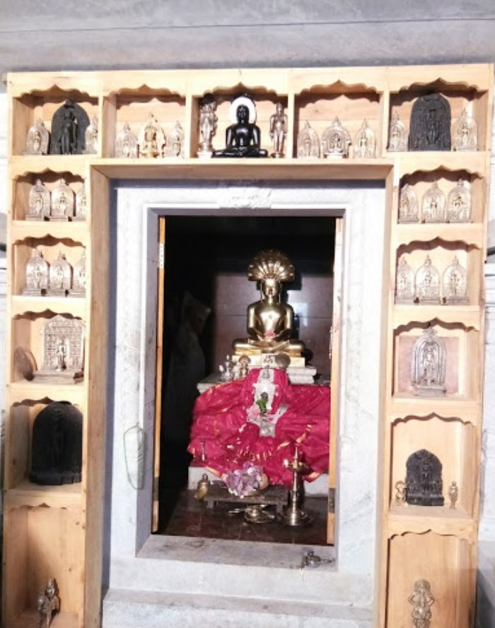 Atishaya Shri Kshetra Suwarna Bhadra Mahima Giri, Bhagwan 1008 Shri Parshvnath Swamy Jain Basadi, Balige, Kalasa, District - Chikkamagaluru (Karnataka) image 5