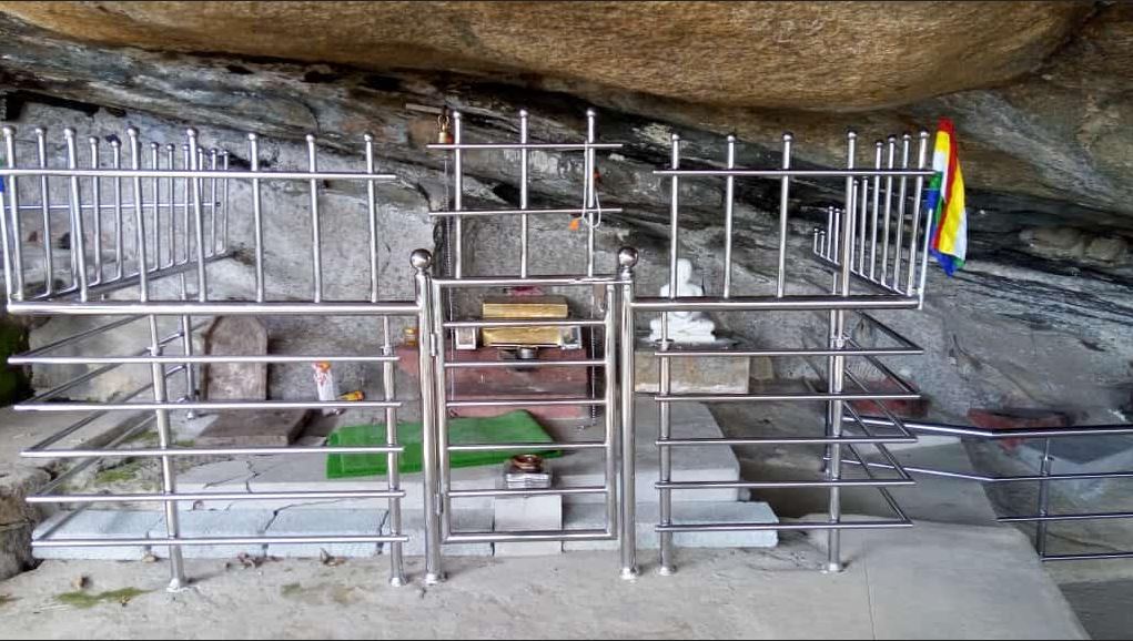 Atishaya Shri Kshetra Suwarna Bhadra Mahima Giri, Bhagwan 1008 Shri Parshvnath Swamy Jain Basadi, Balige, Kalasa, District - Chikkamagaluru (Karnataka) image 9