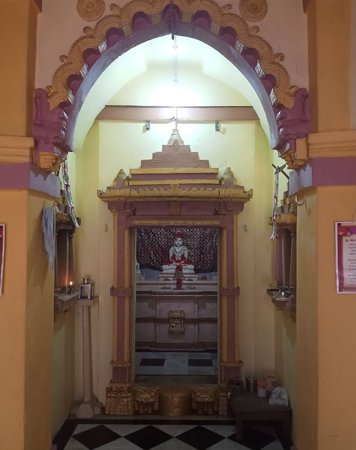 Shri Shantinath Jain Shwetamber Mandir, Valgalli, District - Uttara Kannada (Karnataka) image 2