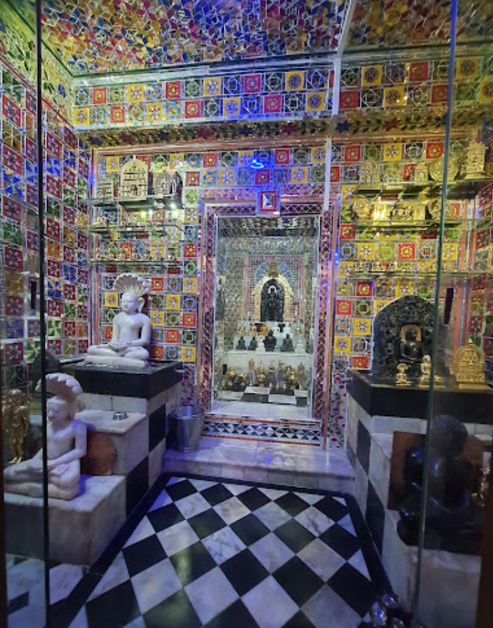 Shri 1008 Parshvnath Digamber Jain Mandir, Bhoj, District - Belagavi (Karnataka) thumbnail 3