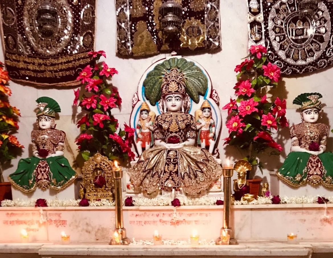 Shri Mahaveer Swami Jain Shwetamber Mandir, K. C. Road, Chikodi, District - Belagavi (Karnataka) image 2