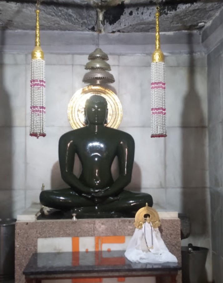 Shri 1008 Adinath Digamber Jain Mandir, Chikodi, District - Belagavi (Karnataka) image 3