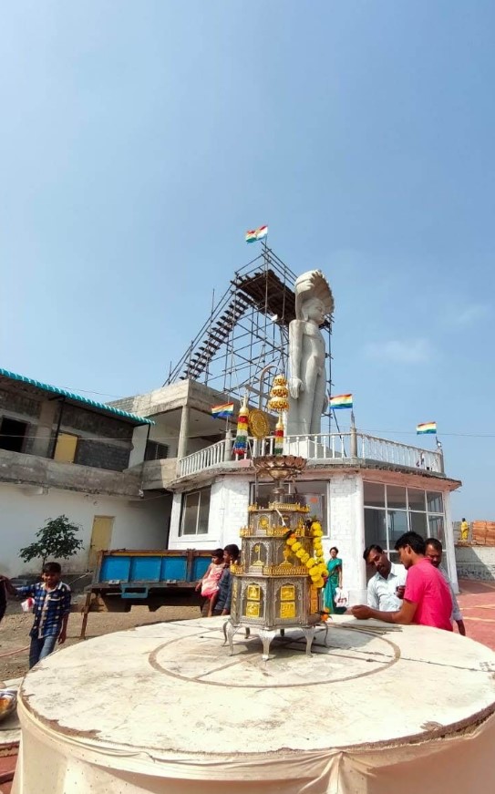 Shri 1008 Bhagwan Parshvnath Digamber Jain Mandir, Nandi Parvat Jain Temple, Hirekudi, District - Belagavi (Karnataka) thumbnail 4