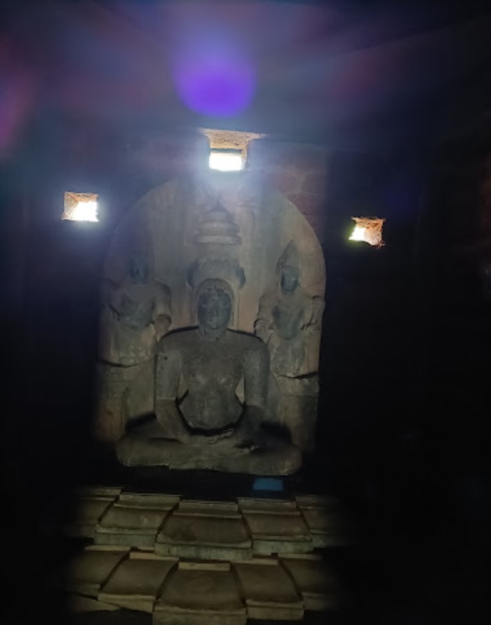 Ancient Shri Parshvnath Digamber Jain Basadi (Temple),  Anavatti Road, Kubaturu, District - Shivamogga (Karnataka) image 5