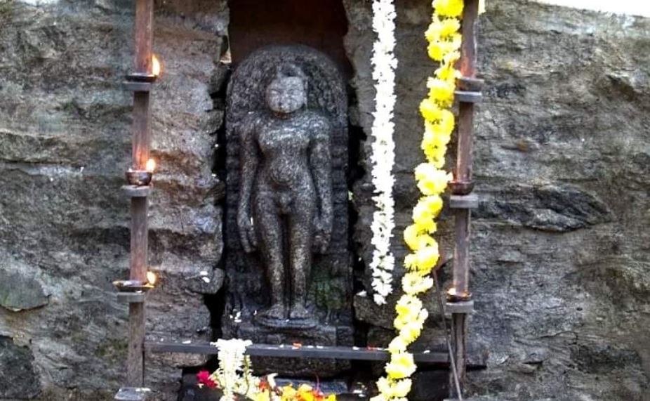 Bhagwan Adinath Digamber Jain Basadi (Mandir), Savanalu, District - Dakshina Kannada (Karnataka) image 2