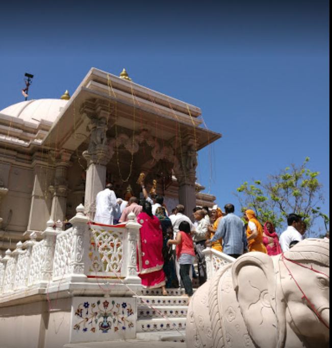 Shri Mahveer Swami Jain Shwetamber Mandir, Sector 28, Chandigarh image 3