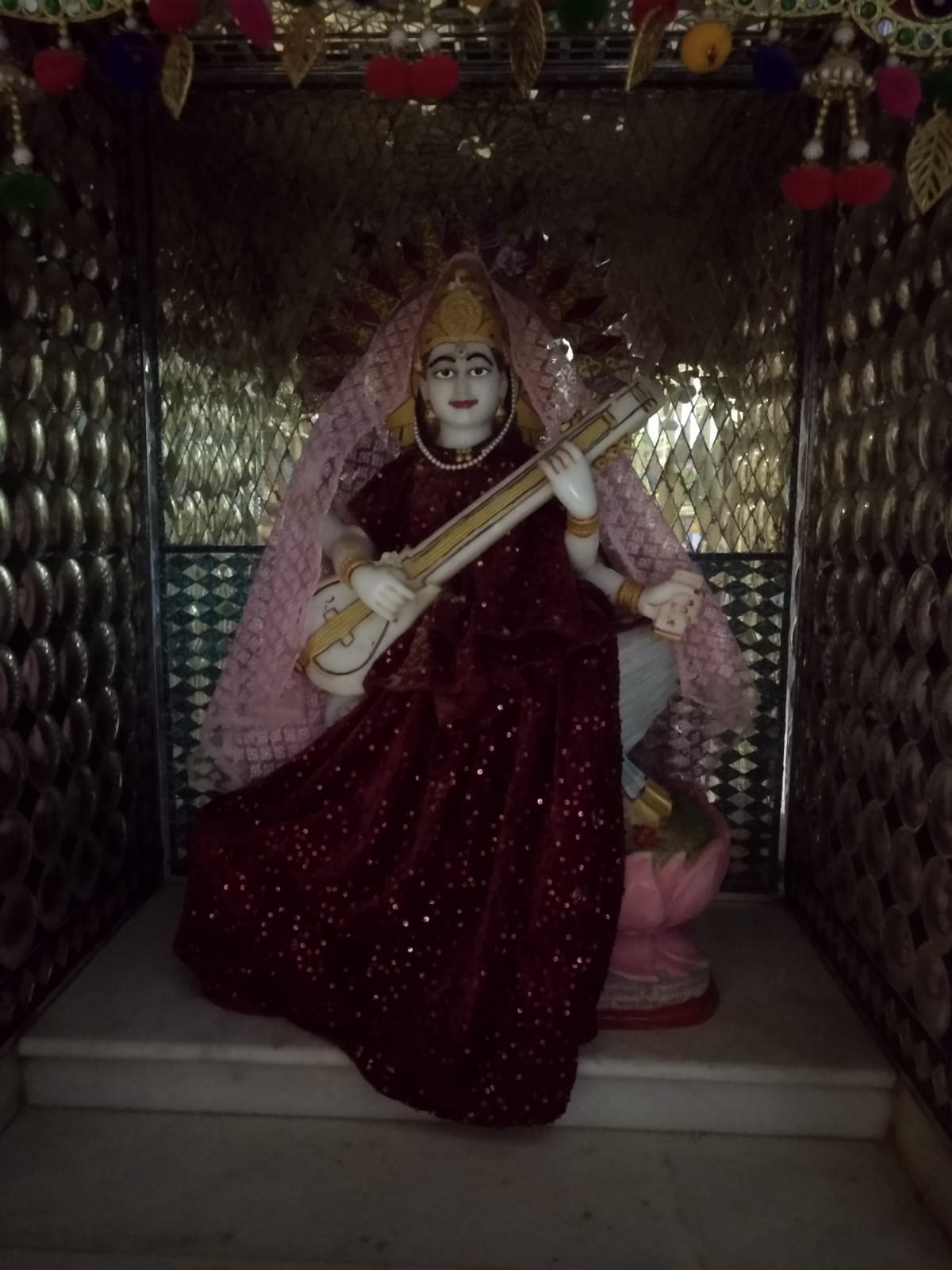 Shri Chandraprabha Swami Bawan Jinalaya Nipani Shwetamber Jain Tirth, Guruwar Peth, Nippani, District - Belagavi (Karnataka) image 3