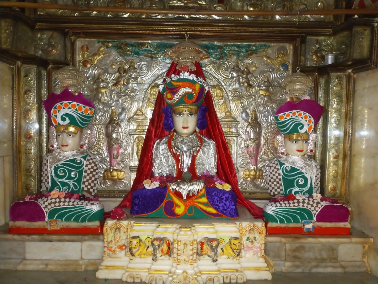 Shri Chandraprabha Swami Bawan Jinalaya Nipani Shwetamber Jain Tirth, Guruwar Peth, Nippani, District - Belagavi (Karnataka) image 15