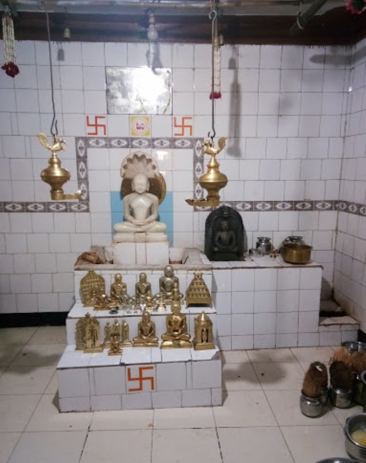 Shri 1008 Parshvnath Digamber Jain Mandir, Dhupadal, District - Belagavi (Karnataka) thumbnail 3