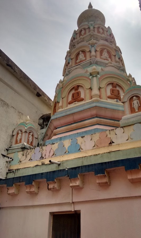Shri Digamber Jain Mandir, Market Road, Gajabarwadi, Hukkeri, District - Belagavi (Karnataka) thumbnail 5