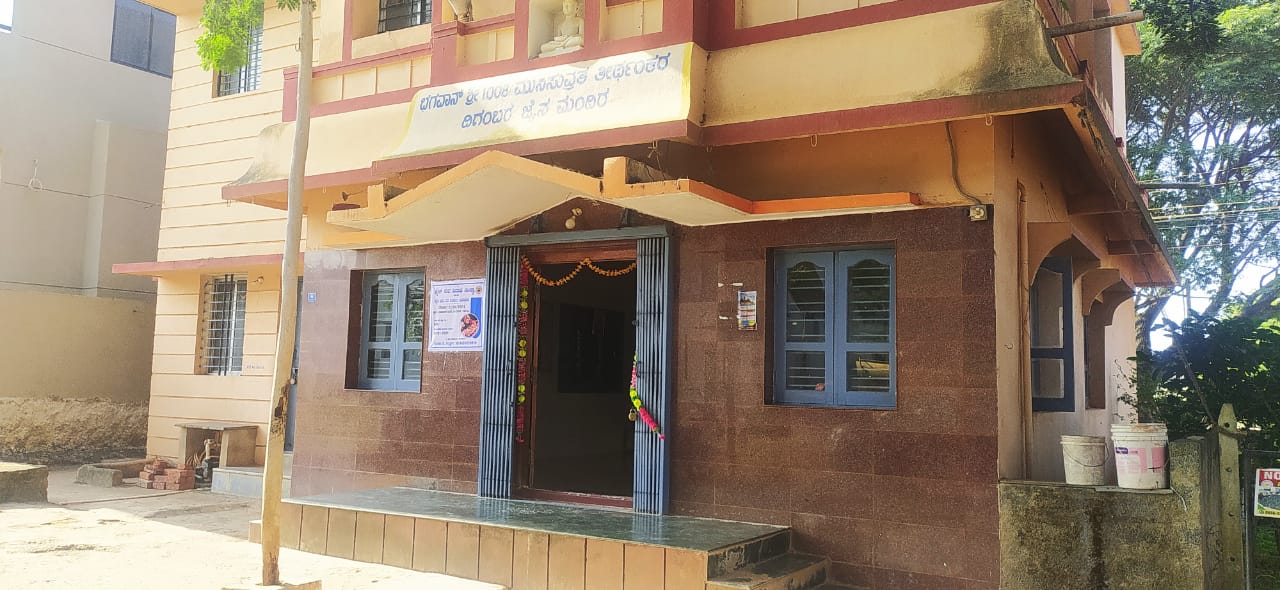 Shri 1008 Munisuvratnath Digamber Jain Mandir, Gamanagatti KHB Layout, Hubballi, District - Dharwad (Karnataka) image 1